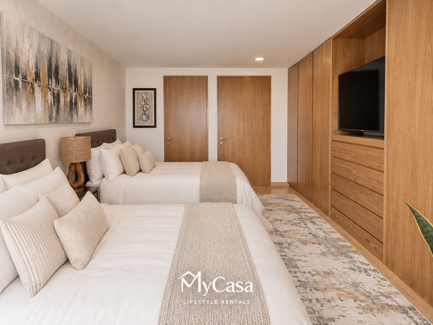 Modern 3-Bedroom Condo · Rooftop Pool & Gym, Condesa 705