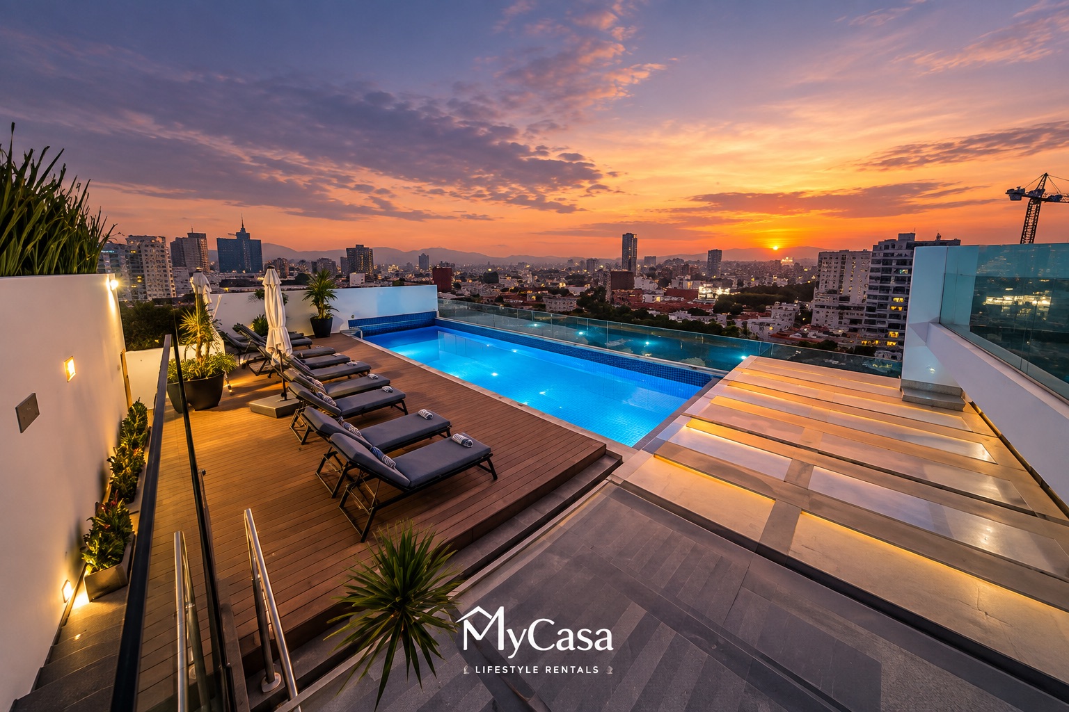 Modern 3-Bedroom Condo · Rooftop Pool & Gym, Condesa 805