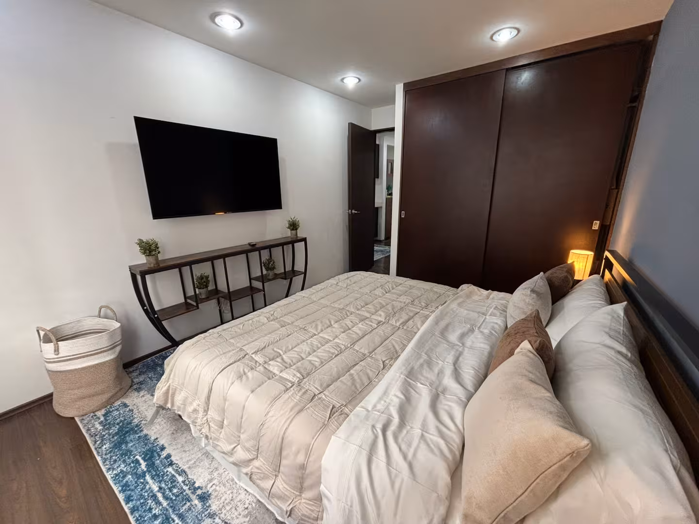 Condominio de 2 dormitorios en Condesa con gimnasio y azotea