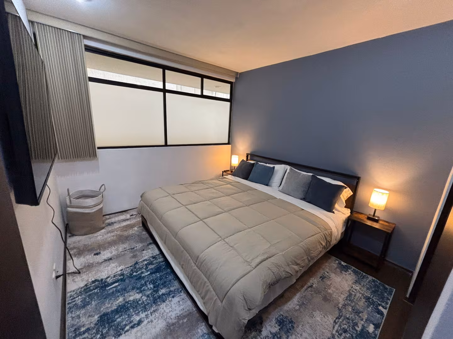 Condominio de 2 dormitorios en Condesa con gimnasio y azotea