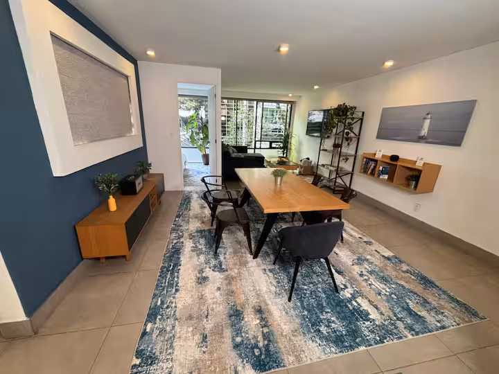 Condominio de 3 dormitorios en Condesa con AA, gimnasio y azotea